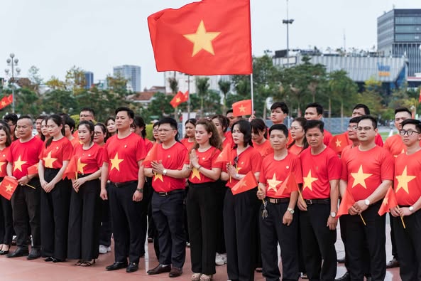 kaizenvn.vn - MỪNG 50 NĂM NGÀY ĐỘC LẬP - THỐNG NHẤT 30/04/1975 - 30/04/2025